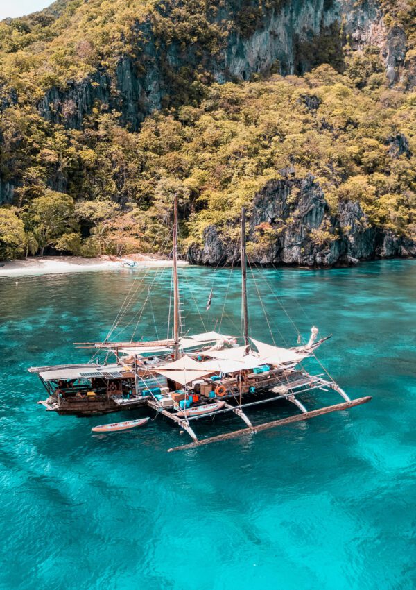 Tao Expeditions Philippines (El Nido) The BEST ISLAND HOPPING in Palawan!